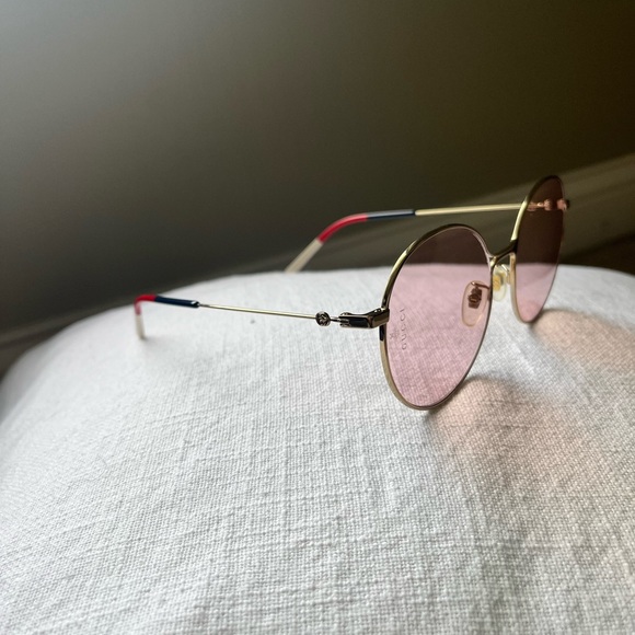 GUCCI Gold Metal Round Frame Sunglasses - Picture 7 of 9